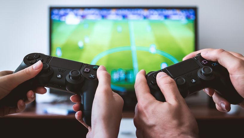 Jogando videogame