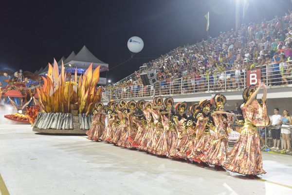 A Comissão de Frente da Independente de Boa Vista no Carnaval de 2017 é considerada uma das mais impactantes do carnaval capixaba