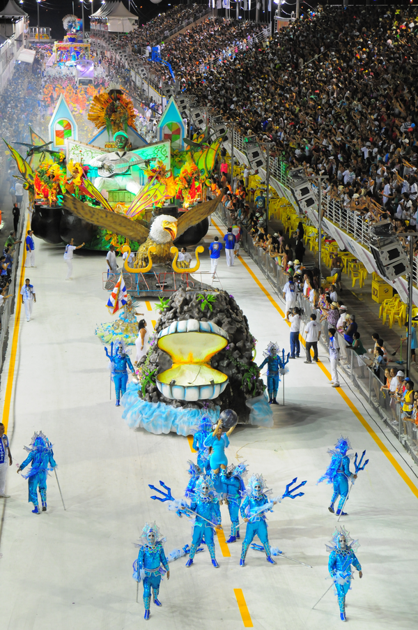 Iemanjá, surgindo em um tripé da comissão de frente, foi um dos destaques da Independente de Boa Vista em 2012. Crédito: Edson Chagas/ Arquivo A Gazeta