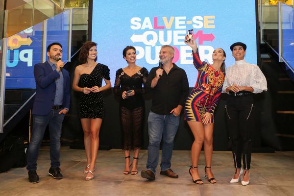Artistas participam do lançamento da novela Salve-se Quem Puder, na Globo
