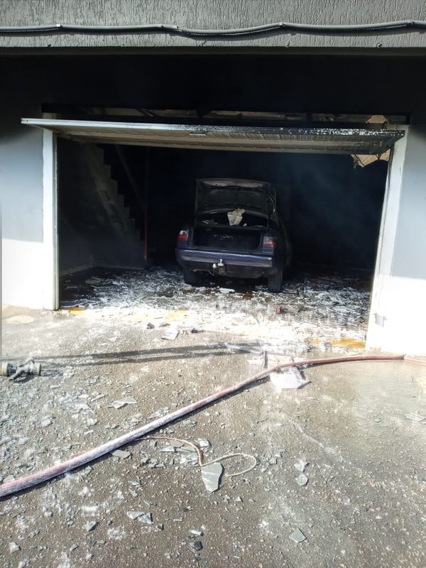 Fogo em por Divulgação/Bombeiros