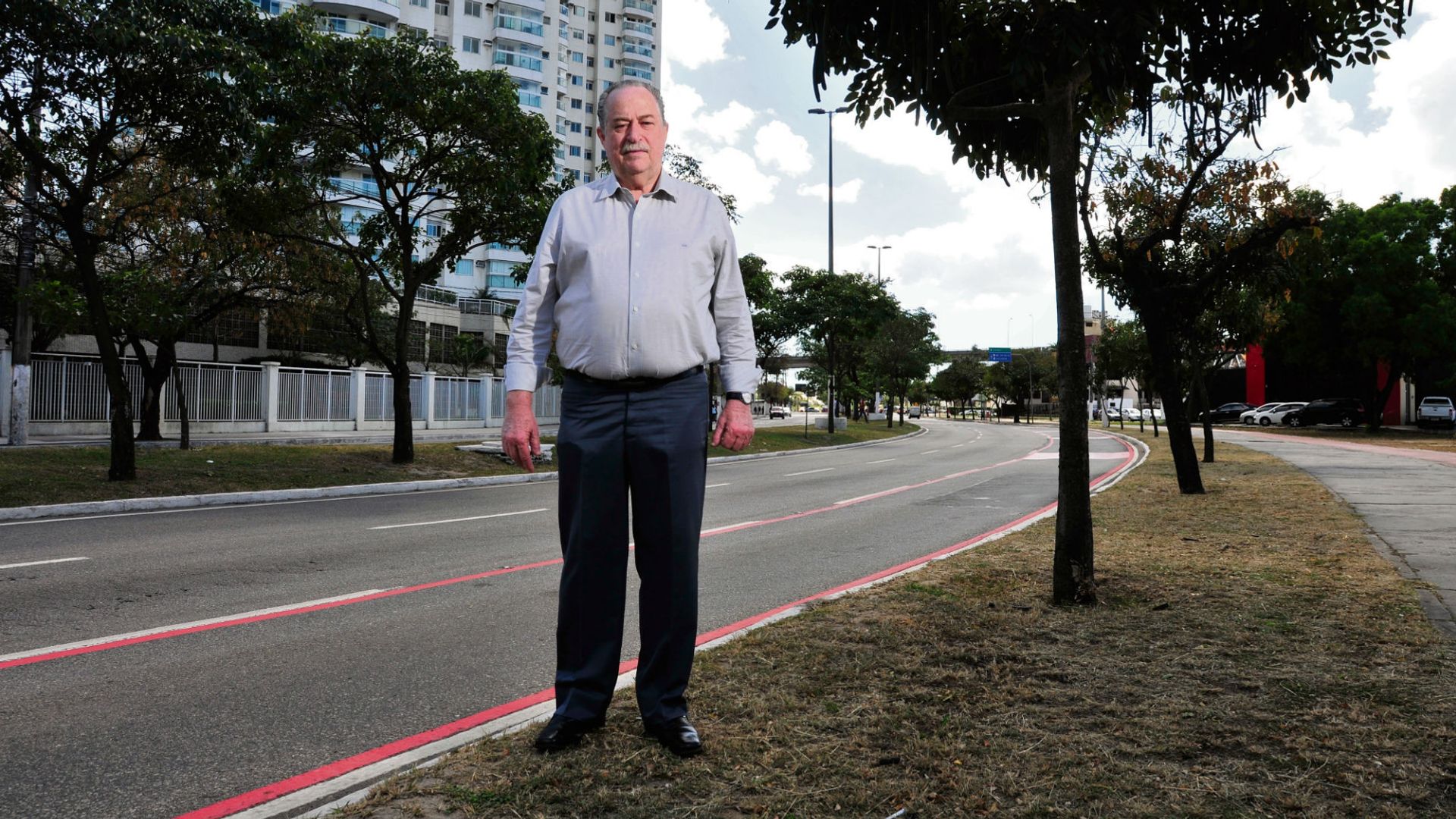 O arquiteto Jolindo Martins Filho, 73 anos, concebeu o projeto de urbanização da Praia do Suá e Enseada do Suá