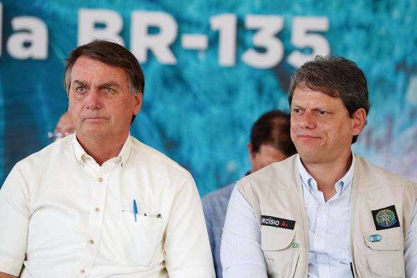 Presidente da República Jair Bolsonaro acompanhado do Ministro da Infraestrutura Tarcísio Gomes de Freitas