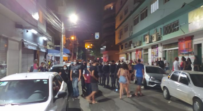 Para evitar o contágio de Covid-19, o governo do Estado e as prefeituras definiram uma série de normas para garantir o distanciamento social