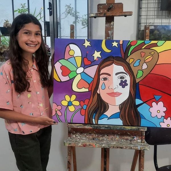 Fernanda Morais, de 12 anos de idade, é a moradora da Serra que faz sucesso com pinturas
