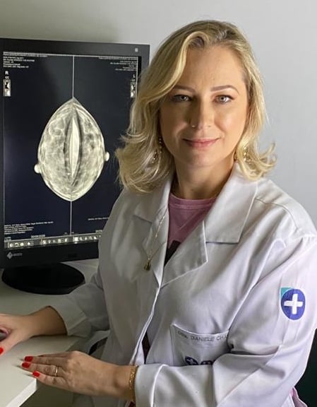 Danielle Chambo se formou na Emescam em 2001 e atualmente é professora da faculdade