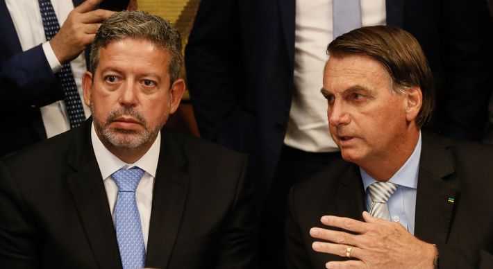 Solicitação foi feita por advogado após revelação de que presidente da Câmara recebeu recado de Braga Netto sobre as eleições