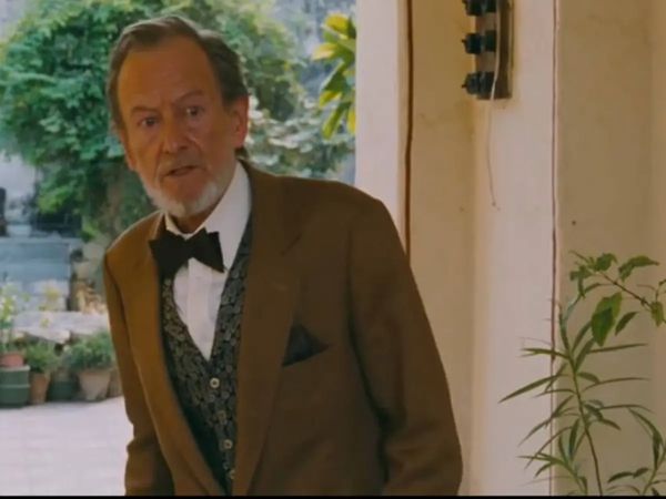 Ronald Pickup interpretou Norman Cousins nos filmes 'O Exótico Hotel Marigold', de 2011 e 2015