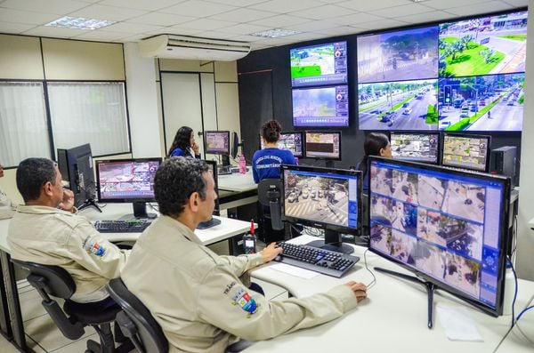 Central de videomonitoramento da Guarda Municipal de Vitória
