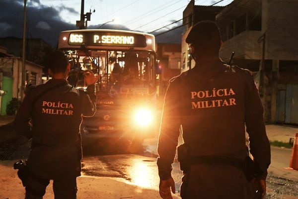 Polícia Militar faz ação e reforça segurança no bairro Planalto Serrano, na Serra, depois de tiroteio e ameaças a profissionais da imprensa
