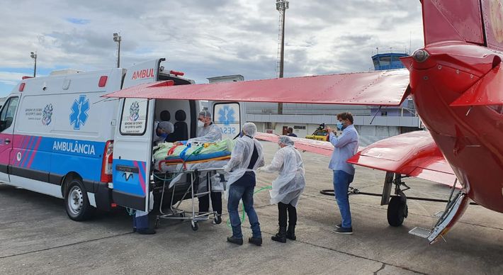 Santa Catarina recebeu 11 amazonenses quando tinha 58% das UTIs ocupadas. Agora em colapso, Estado conta com o amparo do Espírito Santo