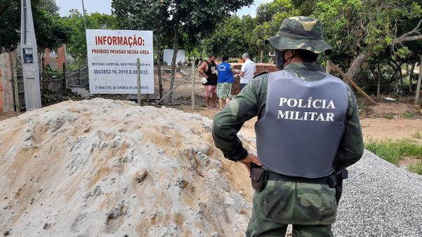 Operação de combate a loteamentos e construções irregulares é realizada em Regência