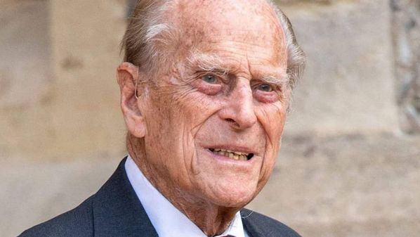 De acordo com o The Sun, o príncipe deixou a maior parte da herança para a esposa, a rainha Elizabeth II, mas lembrou também de seus três mais fiéis assessores ao dividir a fortuna