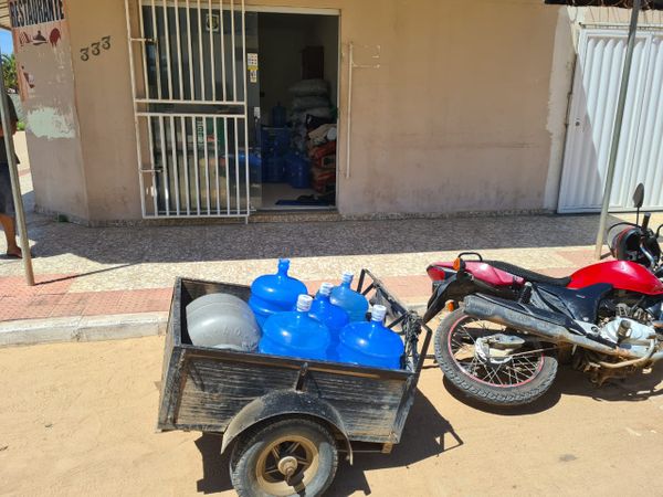 Polícia Civil e ANP encontram no ES postos de combustíveis cometendo irregularidades e distribuidoras de gás de cozinha com botijões clandestinos por Polícia Civil/Secom-ES