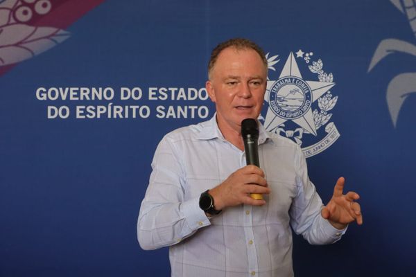 Renato Casagrande foi convidado pelo PSB a ser pré-candidato à presidência