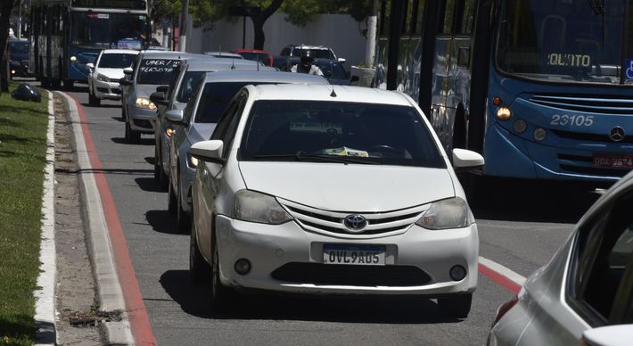 Estamos sem a circulação dos ônibus devido às medidas de controle e contenção do avanço da Covid. O que revela o quanto é importante a política pública de transporte, garantia constitucional