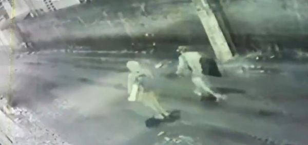 Bandidos levaram TV e caixa de pizzaria arrombada em Vila Velha