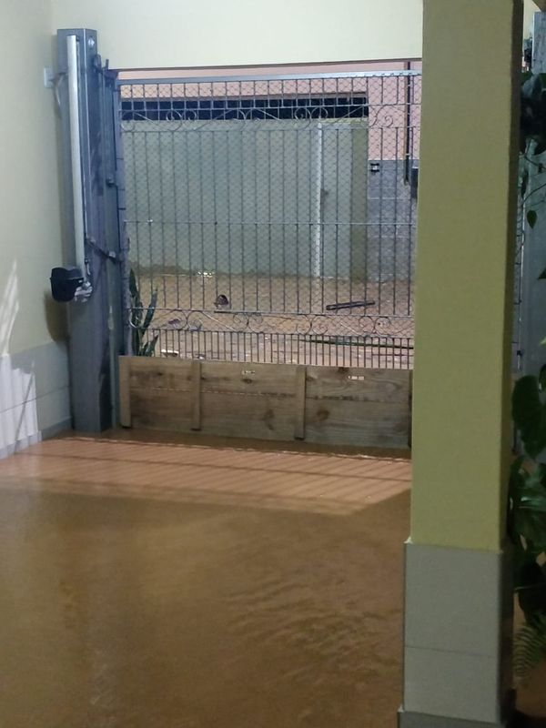 Enchente em alegre por Paulo Avilez