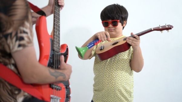 Banda Rajar e Durval Lelys gravam clipe em homenagem ao Mês do Autismo
