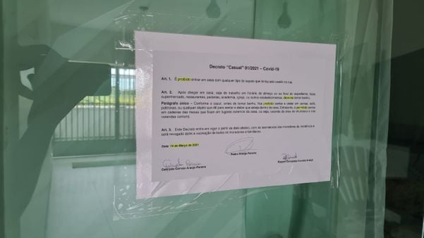 Regras foram colocadas na porta da ride