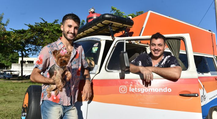 'Moraríamos na Barra do Jucu', dizem Jordy e João, casal que está rodando o Brasil todo e pretende expandir a viagem à América Latina e Europa