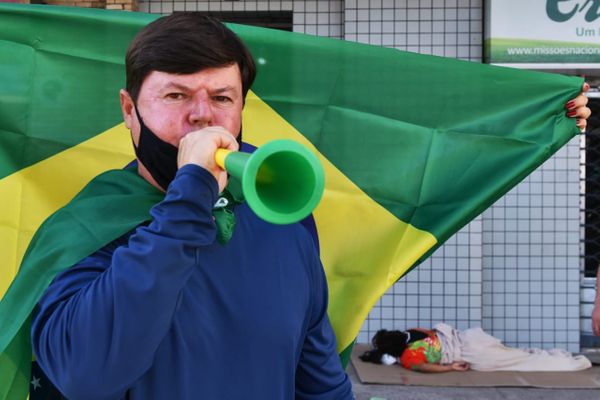 Manifestação contra medidas restritivas de combate à pandemia no ES por Fernando Madeira