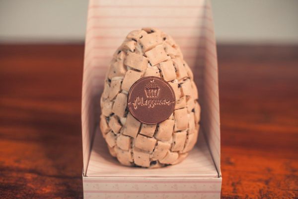 Ovo de Páscoa Premium Laka com Oreo da Massucar Doceria