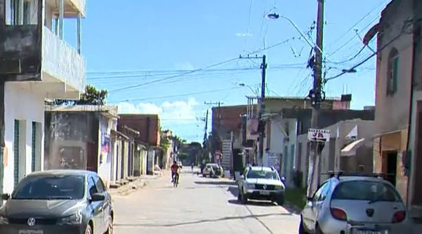 Rua em que mulher foi baleada em Vila Velha