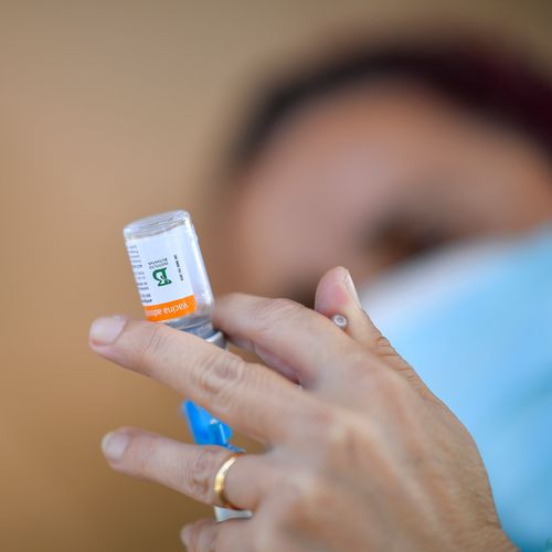 Marcação será realizada a partir das 16h30 desta quinta-feira (15) e é destinada a idosos com mais de 70 anos e trabalhadores da saúde