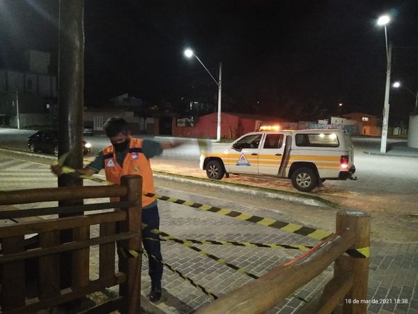 Guriri recebe fiscalização e impede acesso a praias, lagoas e cachoeiras por Divulgação