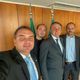 Imagem - Governo Bolsonaro coloca sob sigilo visita de filhos do presidente ao Planalto
