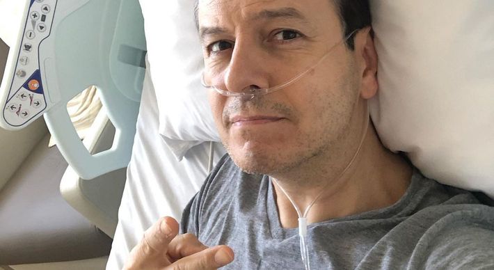 Segundo o apresentador, a prática constante de exercícios físicos e a alimentação saudável, afirma ele, não lhe pouparam de apresentar complicações da Covid-19