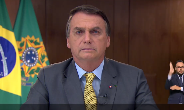 Presidente Jair Bolsonaro em pronunciamento nesta terça-feira (23)