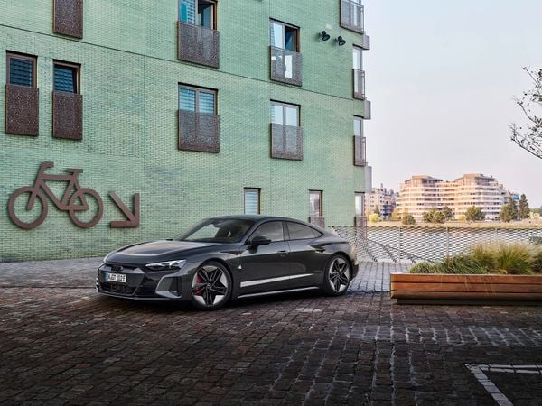 Audi e-Tron GT 2021