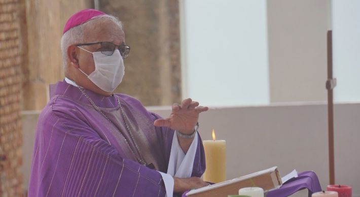 Três comemorações religiosas podem ser antecipadas, caso sejam sancionadas pelo prefeito de Vitória; Dom Dario Campos reclamou que não foi consultado ou comunicado sobre a mudança