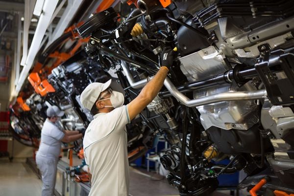 Até o momento, todas as fábricas do grupo Stellantis seguem produzindo, segundo empresa