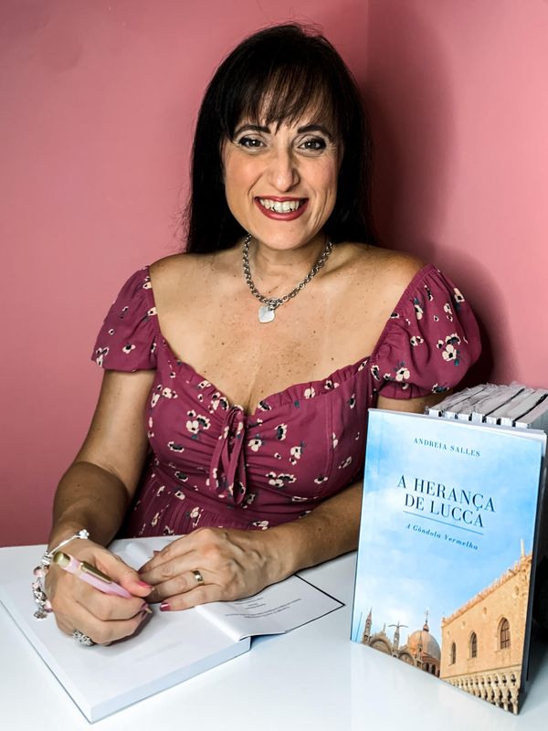 A escritora carioca radicada em Brasília Andreia Salles por Anna Salles/Divulgação