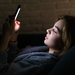 Programa lançado pelo governo do Espírito Santo prevê que autor da agressão seja monitorado por tornozeleira eletrônica para impedi-lo de chegar perto da vítima