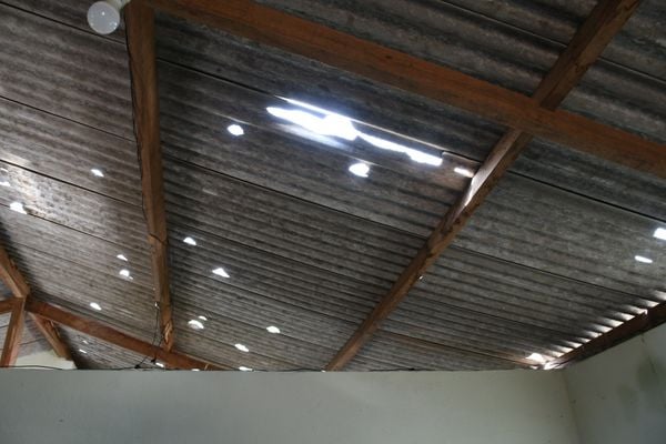 Chuva de granizo: Casas e plantações danificadas em Alegre por Internauta