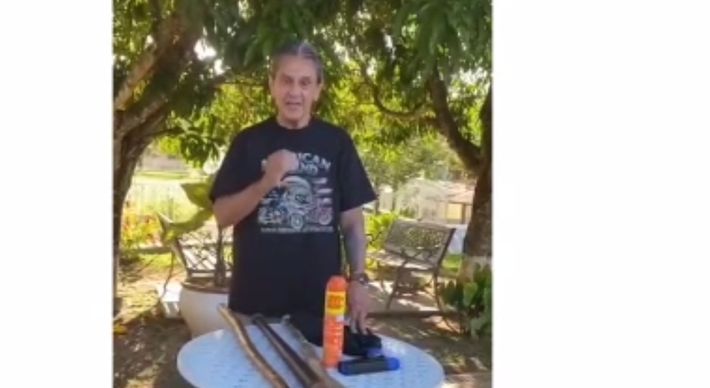 O ex-deputado, corrupto confesso, convocou a população a 'combater o Satanás que quer fechar igreja', numa referência à medida restritiva de prevenção à Covid