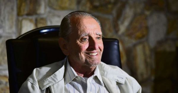 O empresário, escritor e músico Carlos Fernando Monteiro Lindenberg Filho, o Cariê
