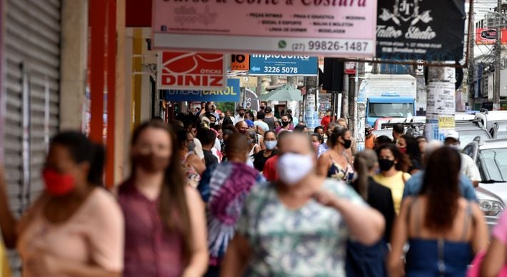Espírito Santo deve ter piora da pandemia em abril e redução de mortes a partir de maio. Impactos das medidas restritivas na redução do número de casos confirmados da doença começam na segunda quinzena deste mês