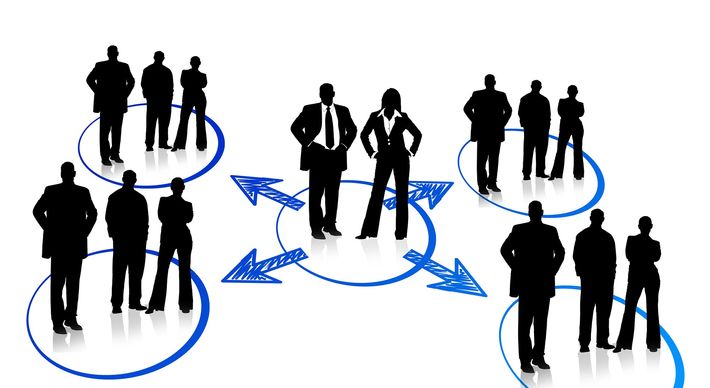 Associações de classe, que sempre foram um excelente palco para buscar soluções, precisam agora focar em políticas e estratégias para a inserção neste novo mundo, que demanda inovação