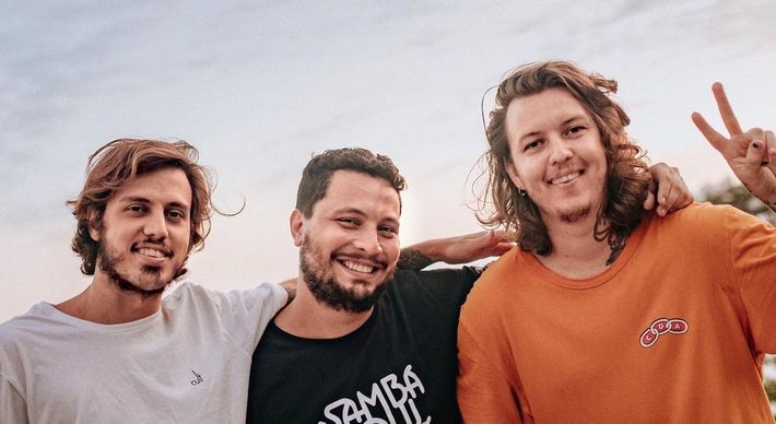 'Taí', que será lançada nesta sexta (9) com direito a clipe, remonta à era pré-pandemia, quando namorados chegaram até a fazer pedido de casamento durante apresentações do Sambasoul no Espírito Santo