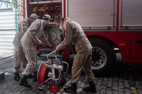 Corpo de Bombeiros é acionado para conter princípio de incêndio no Hospital Infantil em Bento Ferreira por Vitor Jubini