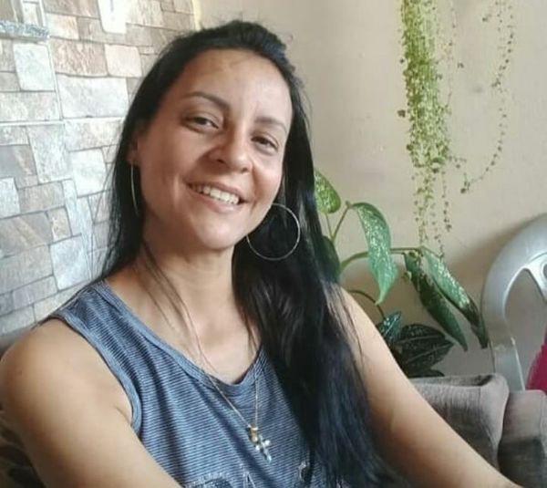Professora Kátia Matos da Silva Ferreira, 49, foi assassinada pelo marido PM em Jardim da Penha, Vitória