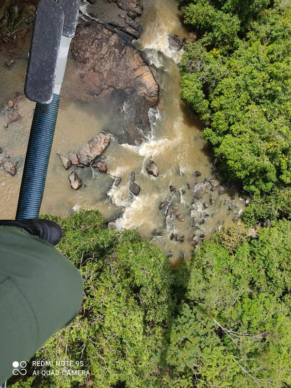 Tripulantes do Notaer ajudam nas buscas por lutador Felippe Gussão, em Castelo por Divulgação | Secretaria de Segurança Pública (SESP)