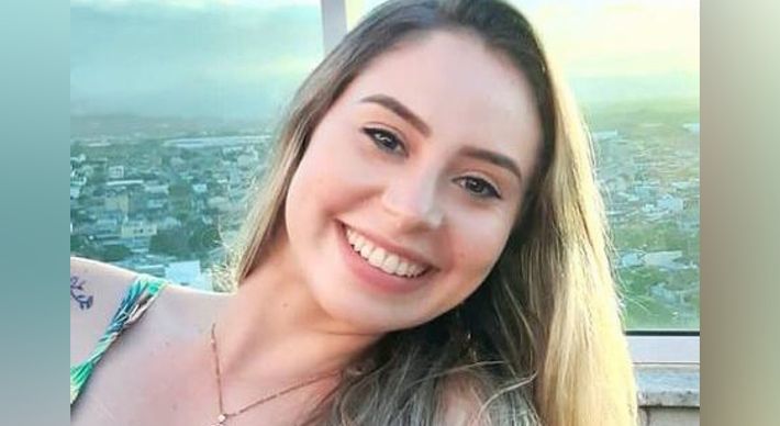 Amanda Marques, 20 anos, se despediu pela última vez da mãe antes minutos antes de morrer numa batida,  em Vila Velha