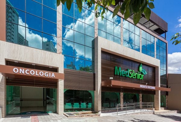 Fachada do pronto-socorro 24 horas da MedSênior inaugurado em Belo Horizonte, Minas Gerais