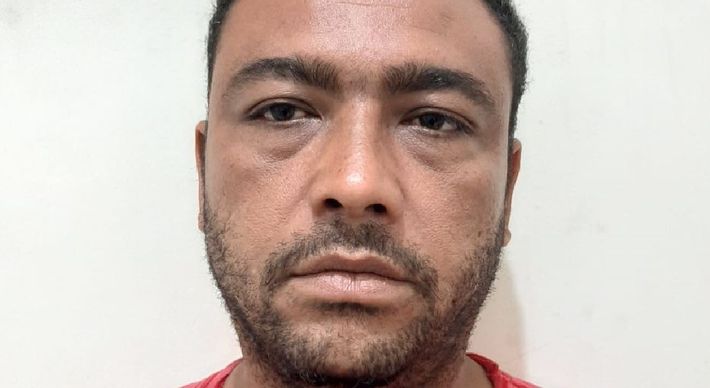 José Carlos Rocha Rodrigues Marinho confessou ter matado os vizinhos, a advogada Marinelva Venturim de Paula e seu marido, o estilista iraniano Dali Atashi, com um revólver calibre 38